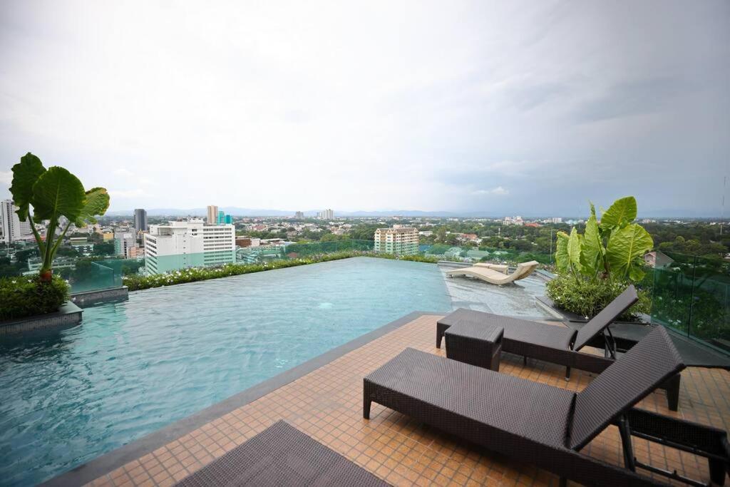 Specious Luxury 2 Bedrooms Apt. Τσιάνγκ Μάι Εξωτερικό φωτογραφία